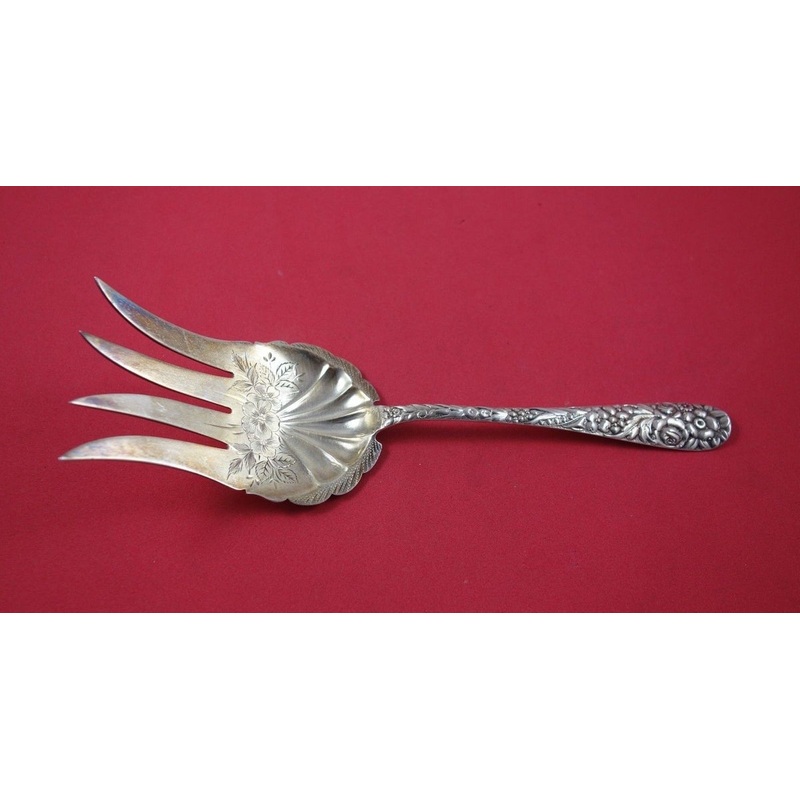 Repousse by Unknown Fish Serving Fork GW Bright-Cut 8 1/2"