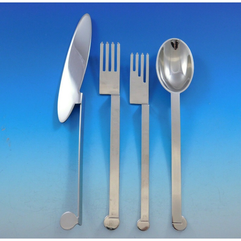 XUM by Robert Wilhite Stainless Steel Flatware Set Service 31 Pieces Modern