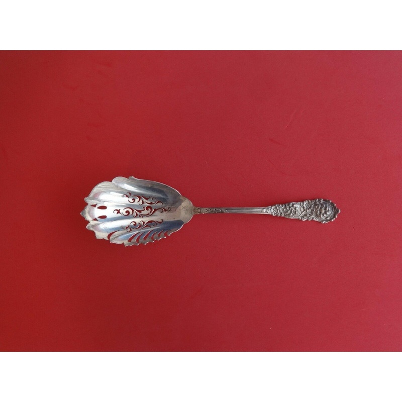 Trajan by Reed & Barton Sterling Macaroni Server Fancy Pcd Scalloped 9 1/4"