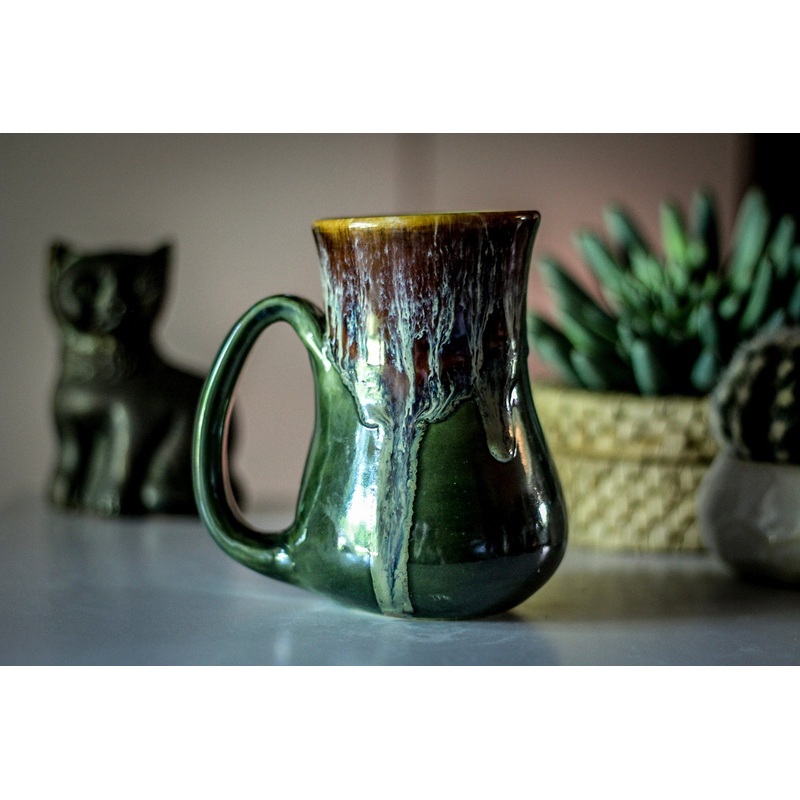11-D New Wave Barely Flared Mug - MISFIT, 15 oz. - 25% off