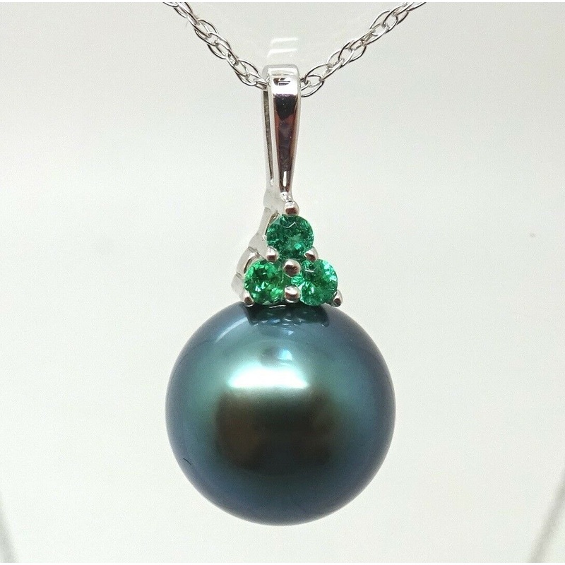 14k Gold 8.8MM Tahitian Black Pearl Pendant with Emeralds (#J3646)