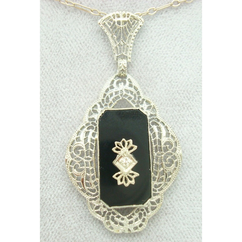 14K Gold Filigree Genuine Natural Onyx Pendant with Paperclip Chain (#J2199)