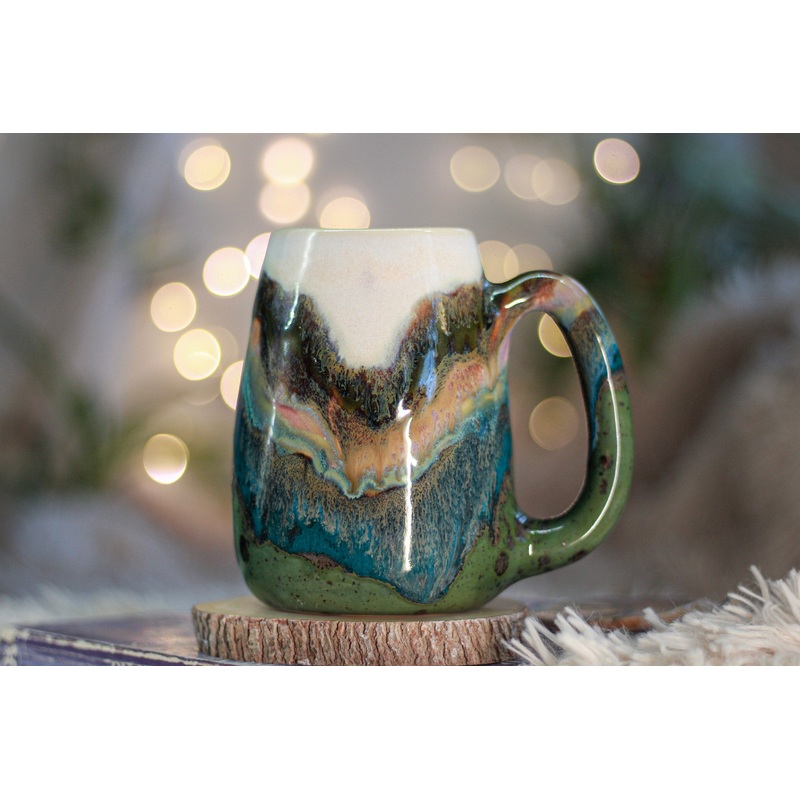 17-C Green Mountain Magic Mug, 22 oz.