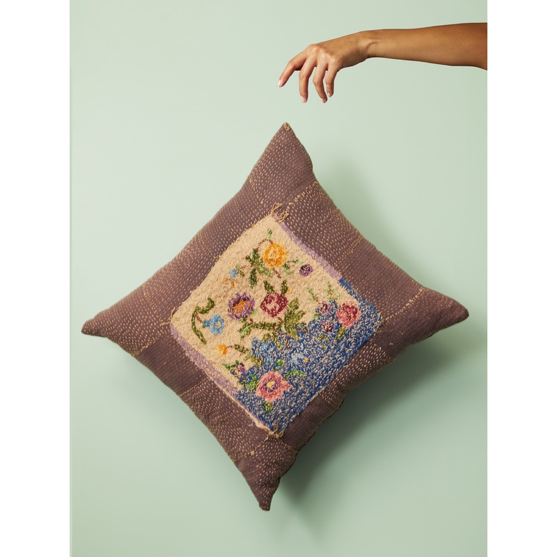 19th-Century Needlepoint Wool Cushion (19.5in/50cm)