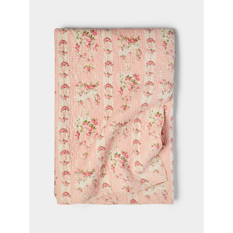 1910s English North Country Floral Wholecloth Quilt