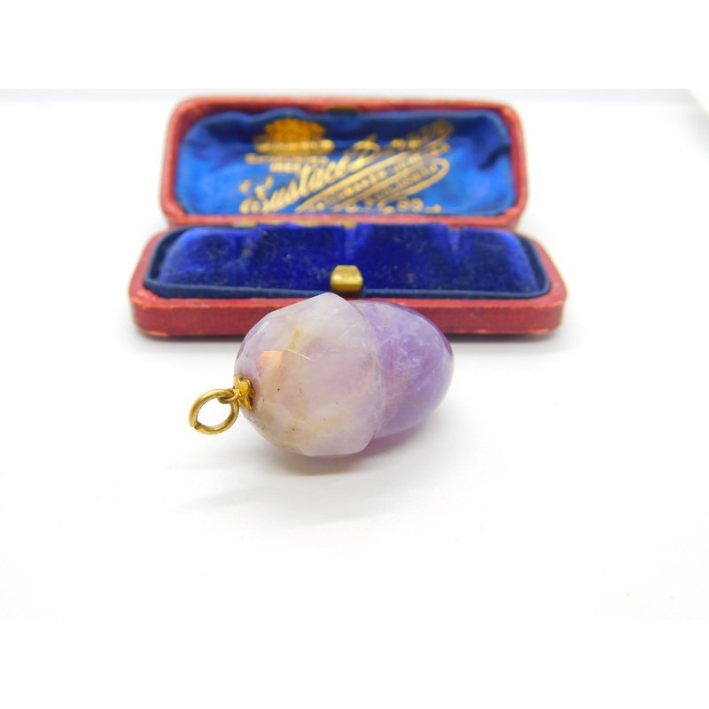 9ct Gold & Carved Amethyst Lucky Acorn Drop Pendant Antique c1920 Art Deco