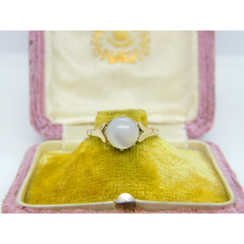 9ct Yellow Gold & Cabochon Moonstone Set Band Ring 1979 Birmingham Vintage