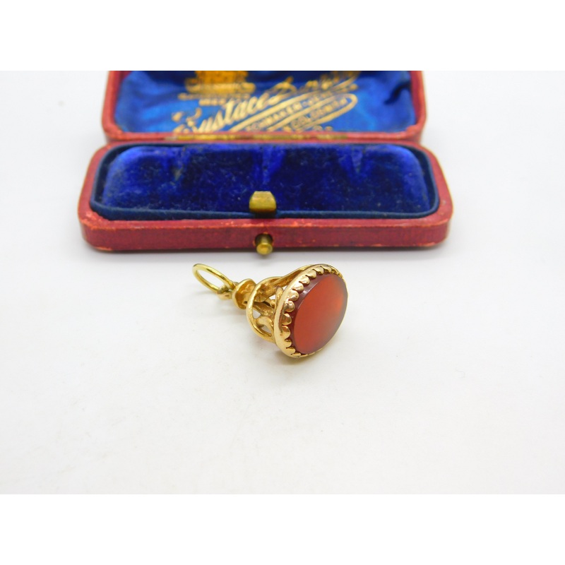 9ct Yellow Gold & Carnelian Set Floral Form Fob Seal Pendant Antique c1930 Deco
