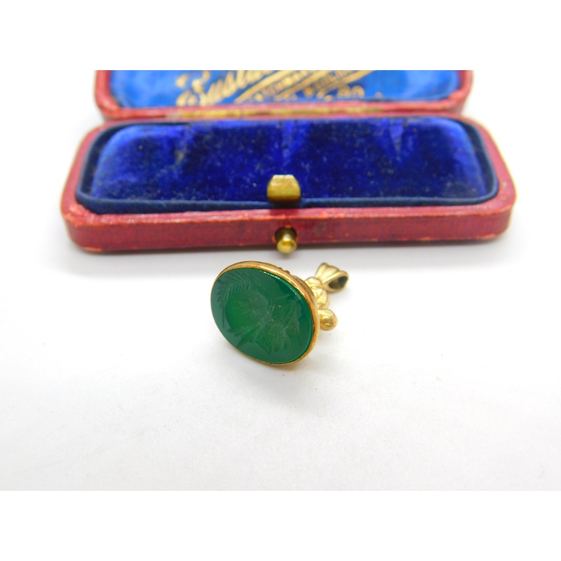 9ct Yellow Gold Carved Greenstone Centurion Fob Seal 1964 London Vintage