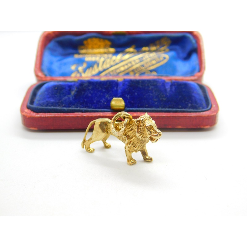 9ct Yellow Gold Leo Zodiac Lion Form Charm or Pendant c1970 Birmingham Vintage
