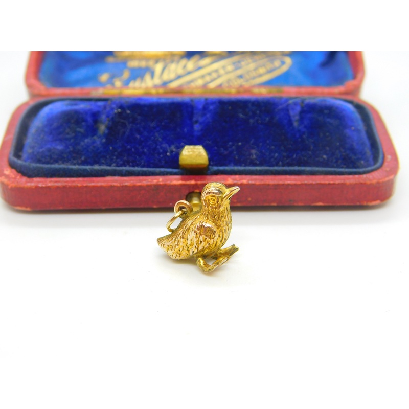 9ct Yellow Gold Little Sparrow Bird Charm or Pendant Vintage c1970