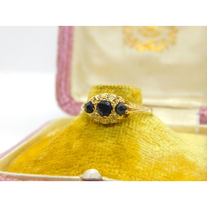 9ct Yellow Gold, Sapphire & Diamond Boat Ring Vintage c1970 Size P UK