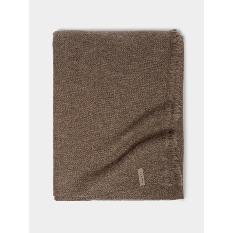 Nomad Classic Handwoven Yak Throw (87in/2.2m)