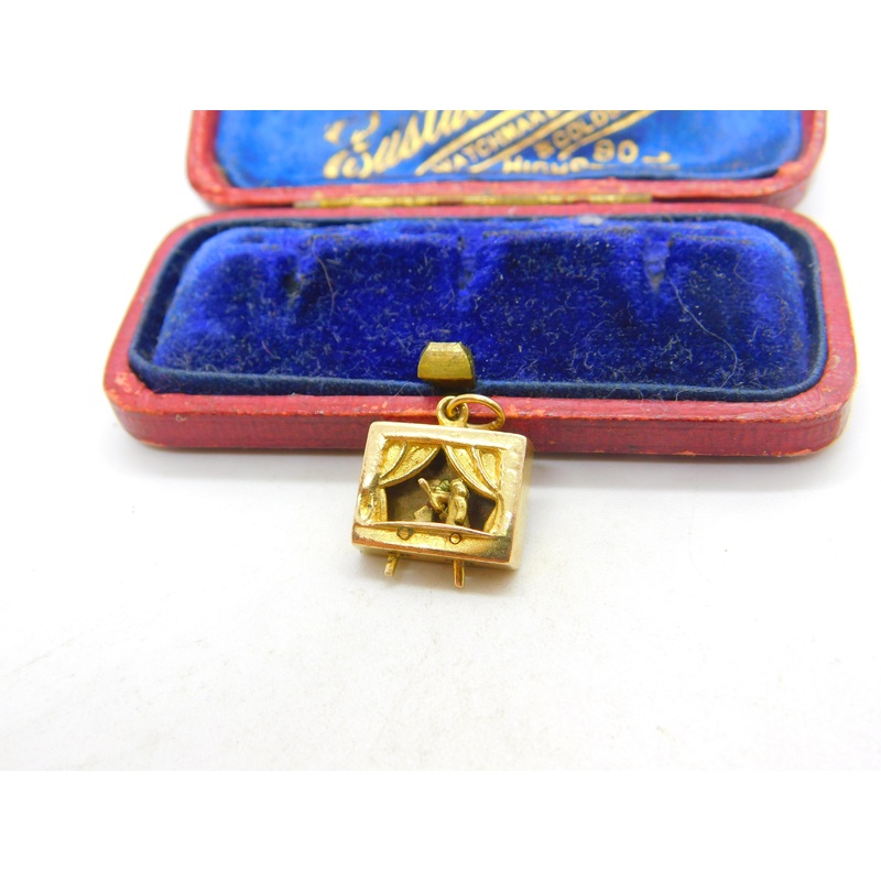 9ct Yellow Gold Articulated Punch & Judy Show Charm Pendant 1959 London