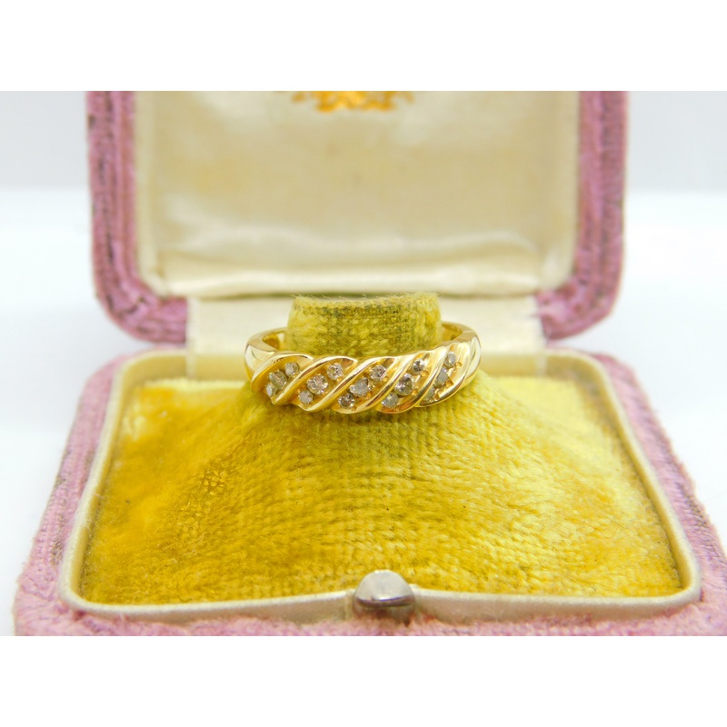 9ct Yellow Gold & Diamond Set Wave Pattern Band Ring Vintage 2000 London