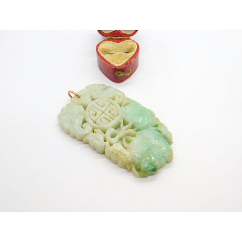Large Victorian 9ct Gold & Carved Apple-Green Jade Naturalistic Pendant c1850