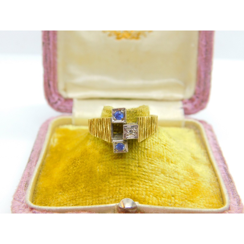 18ct Yellow Gold Modernist Sapphire & Diamond Set Ring 1971 London Vintage