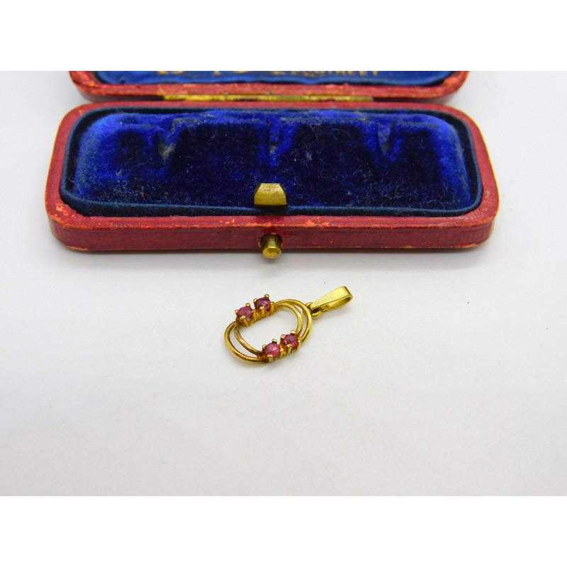 8ct Yellow Gold & Ruby Set Circular Drop Pendant Vintage c1960