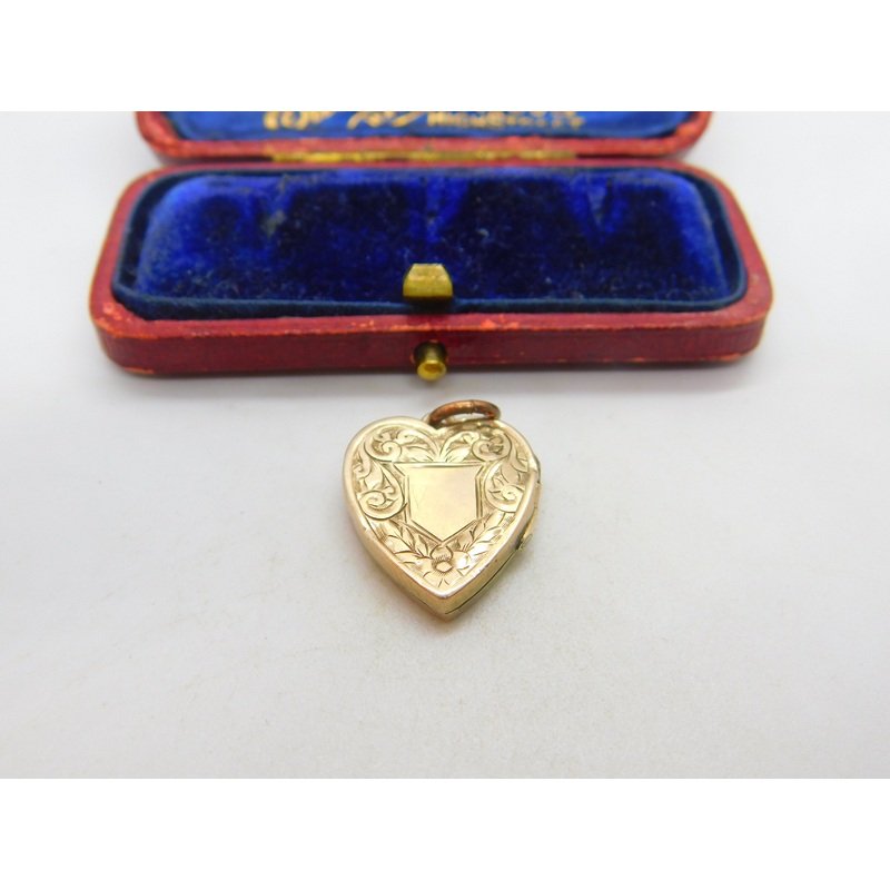 9ct Yellow Gold Floral Heart Form Locket Pendant Antique c1920 Art Deco
