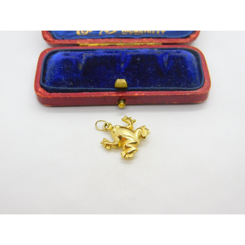 Frog or Toad Leaping 9ct Yellow Gold Charm or Pendant Vintage c1970