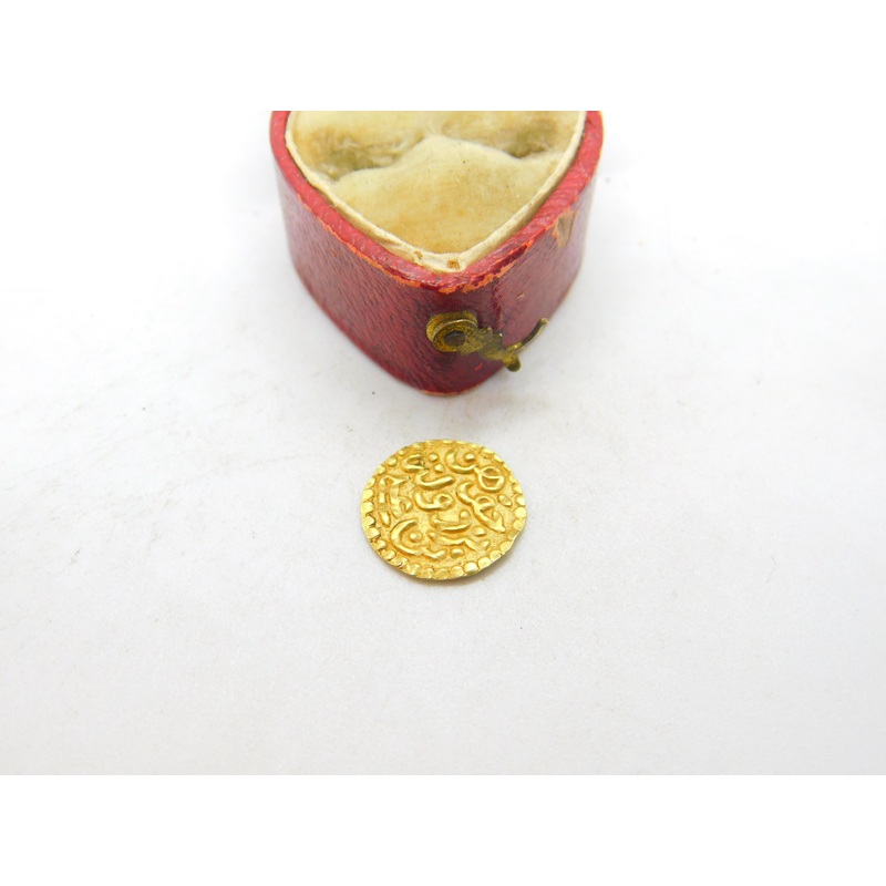 Indian 24ct Gold Mughal 1 Mohar Coin Very Fine c1750 0.6g Antique Early