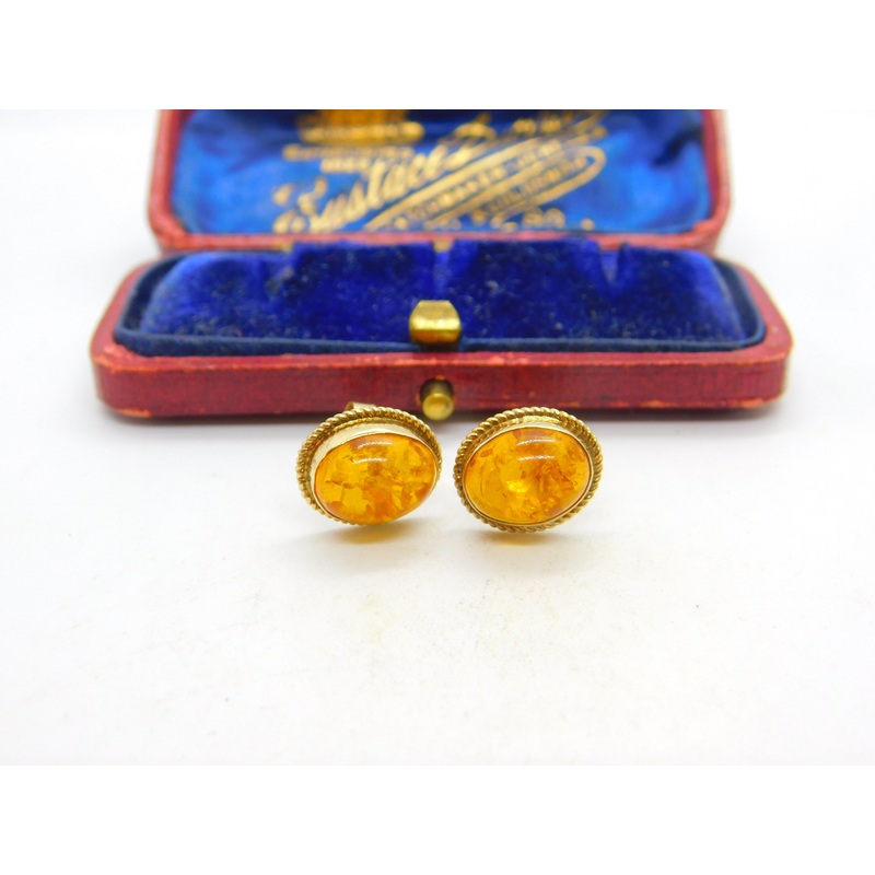 Pair of 9ct Yellow Gold & Cabochon Baltic Amber Stud Earrings 1973 Birmingham