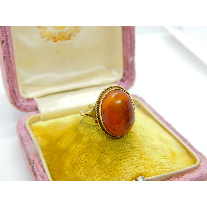 9ct Yellow Gold Cabochon Baltic Amber Signet Ring 1978 Birmingham Vintage