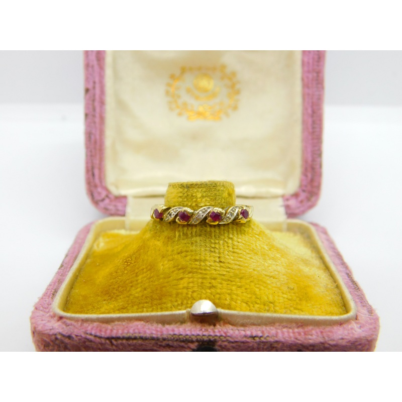 9ct Yellow Gold, Diamond & Ruby Crossover Ring Vintage c1990 Birmingham
