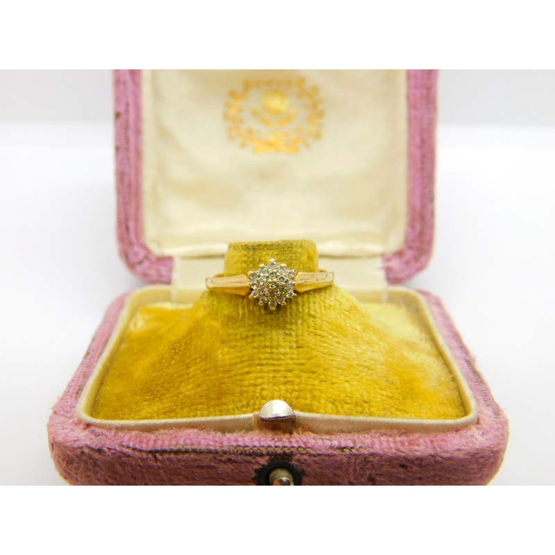 9ct Yellow Gold Diamond Set Floral Cluster Ring 1995 Birmingham Size N UK