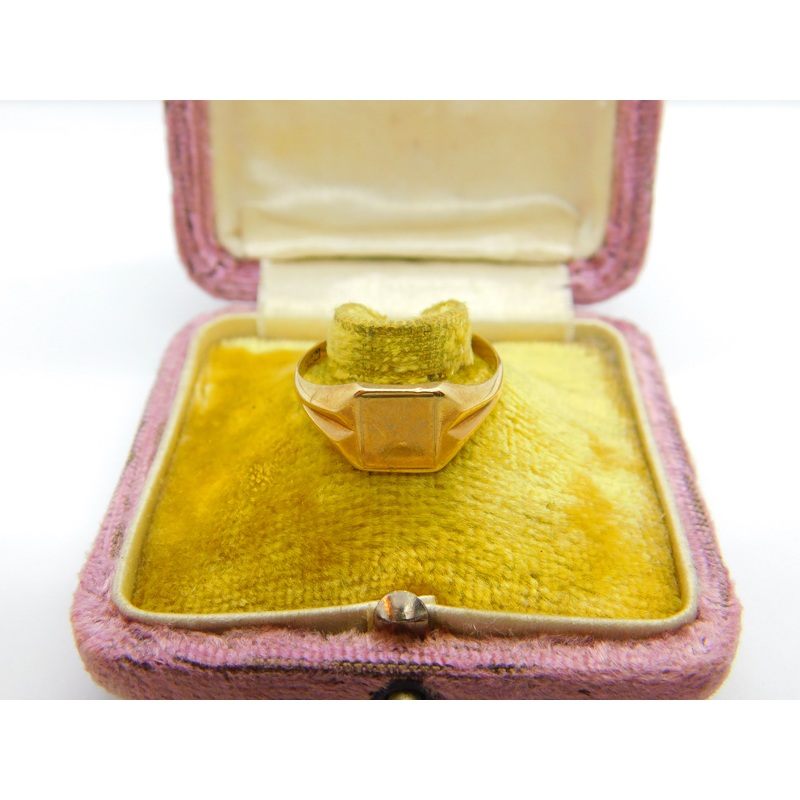 9ct Yellow Gold Essential Square Signet Ring Vintage 1958 Birmingham