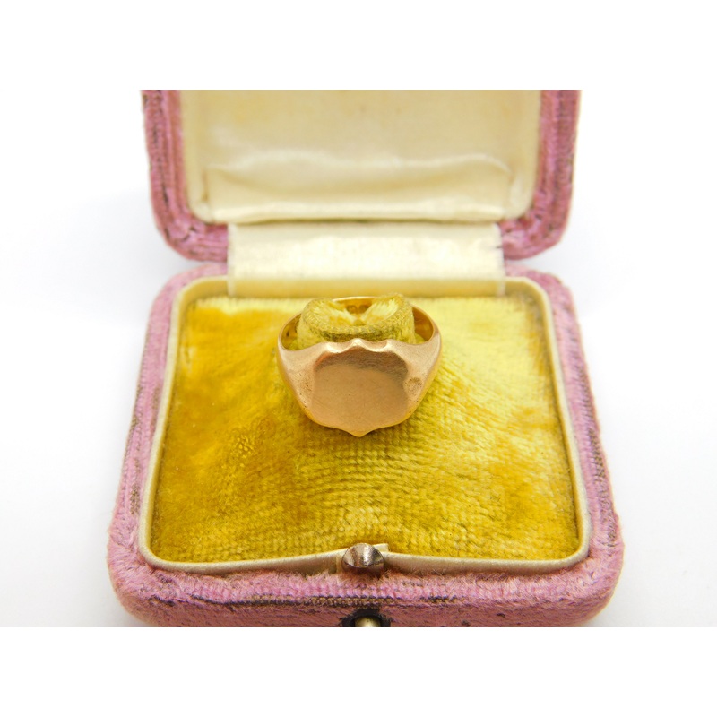 9ct Yellow Gold Gents Shield Form Signet Ring 1925 Birmingham Art Deco