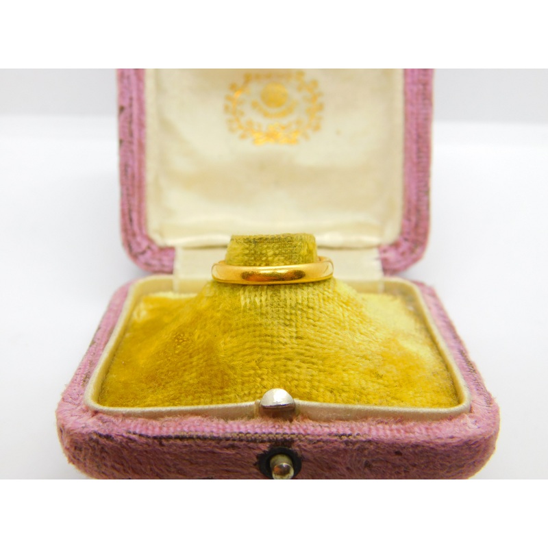 Victorian 22ct Yellow Gold Wedding Band Ring 1864 Birmingham Antique