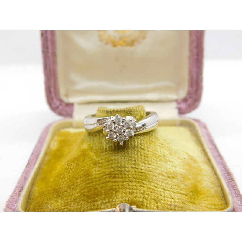 18ct White Gold & Diamond Set Daisy Floral Cluster Ring Vintage c1980