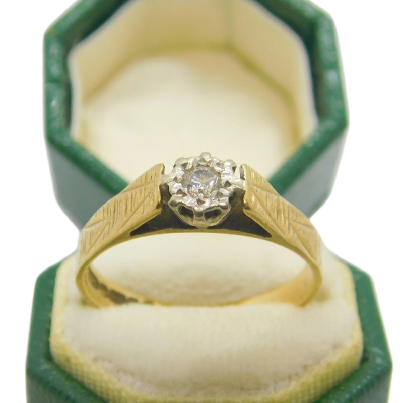 9ct Yellow Gold & 0.1ct Solitaire Set Dress Ring Vintage 1950 Birmingham