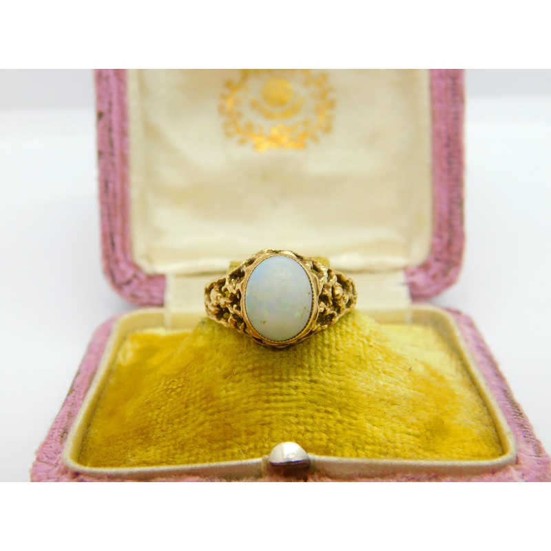 9ct Yellow Gold & Cabochon Fire Opal Textured Band Ring 1972 Birmingham
