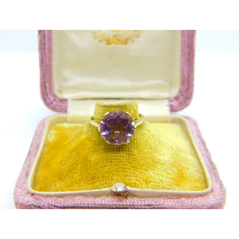 9ct Yellow Gold Faceted Amethyst Solitaire Ring Vintage c1970 Size J 1/2 UK