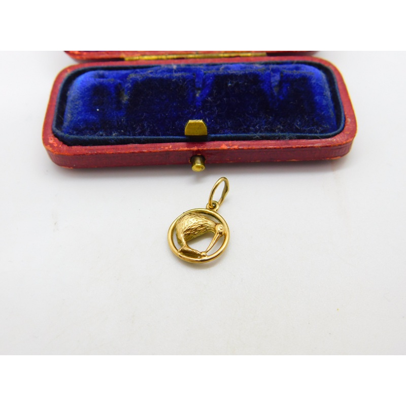 9ct Yellow Gold New Zealand Kiwi Bird Charm or Pendant Vintage c1960