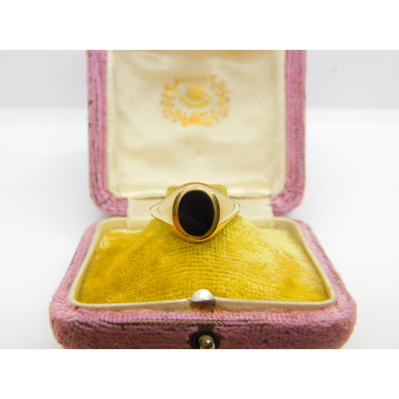 9ct Yellow Gold Onyx Set Signet Ring Vintage 1971 Birmingham