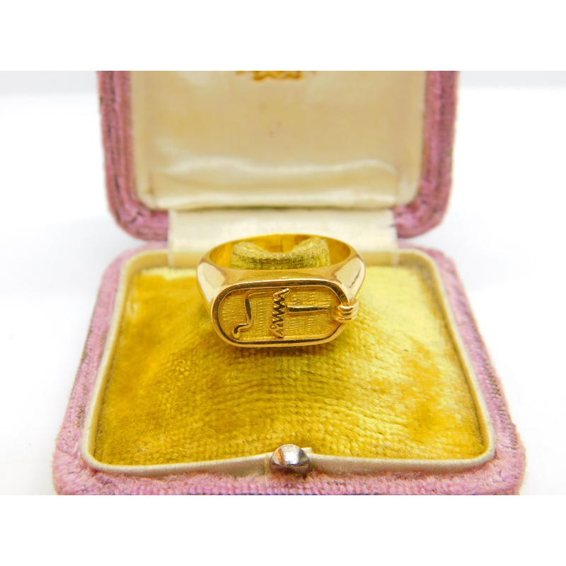 Egyptian 21ct Yellow Gold Hieroglyphic Pattern Signet Ring Antique c1920