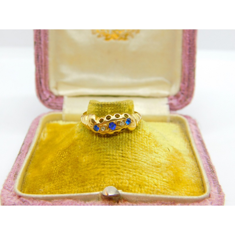 Victorian 18ct Yellow Gold, Sapphire & Diamond Boat Ring Birmingham c1890