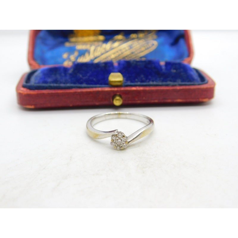 9ct White Gold Diamond Set Daisy Cluster Crossover Ring Vintage c1990