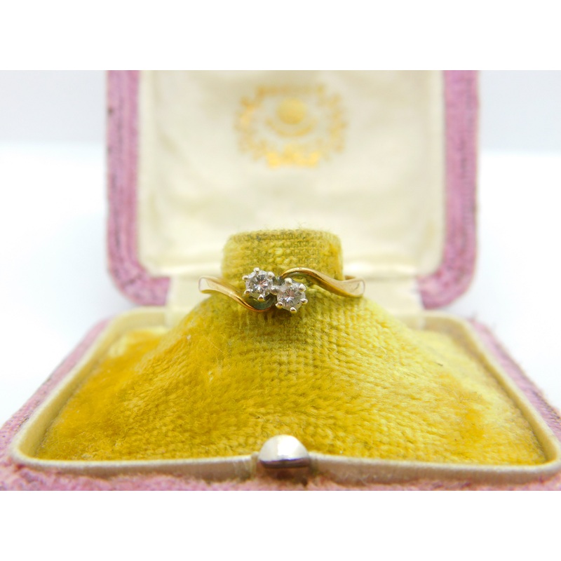 9ct Yellow Gold & 0.2ct Diamond Set Crossover Band Ring 2005 Birmingham