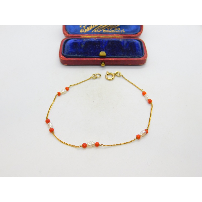 9ct Yellow Gold, Freshwater Pearl & Coral Set Chain Bracelet Vintage 1979 London