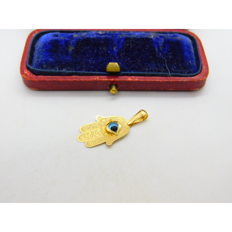 All Seeing Eye in Hand of Fatima 18ct Yellow Gold Charm Pendant Vintage c1980