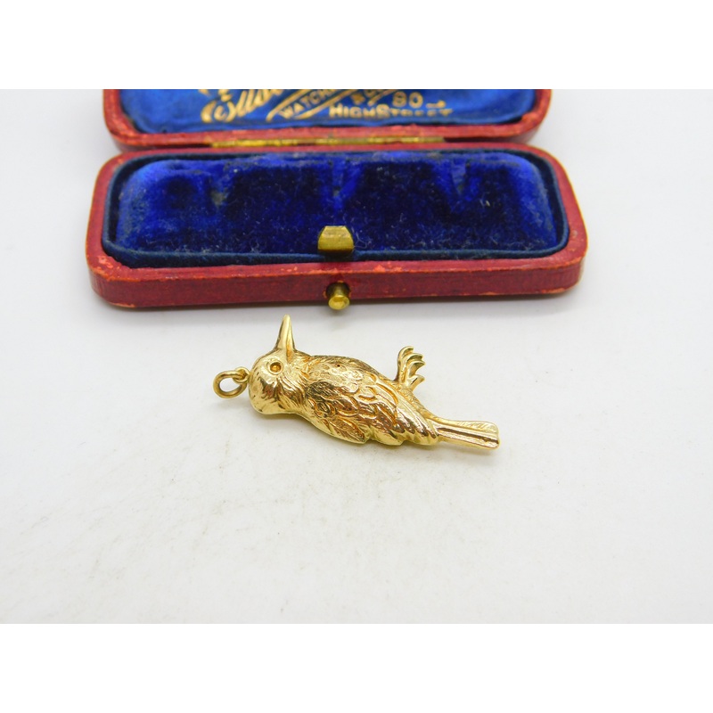 Large 9ct Yellow Gold Woodpecker Bird Charm or Pendant 1973 Birmingham