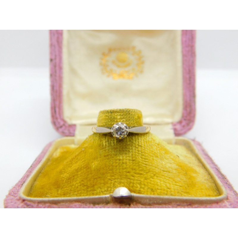Victorian 18ct Yellow Gold & 0.2ct Diamond Solitaire Ring Antique c1900