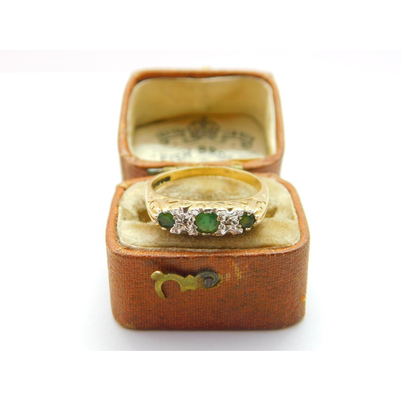 18ct Yellow Gold, Emerald & Diamond Set Boat Ring Vintage c1970 London