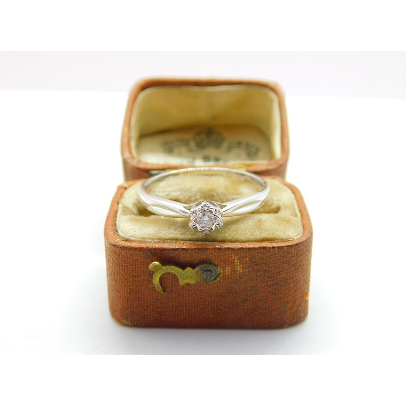 9ct White Gold & 0.1ct Diamond Solitaire Ring Vintage c1990 Size R 1/2 UK