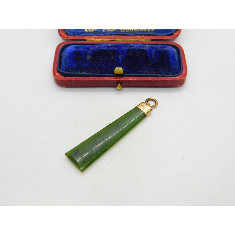 Edwardian 9ct Rose Gold & New Zealand Nephrite Jade Pendant 1905 Birmingham