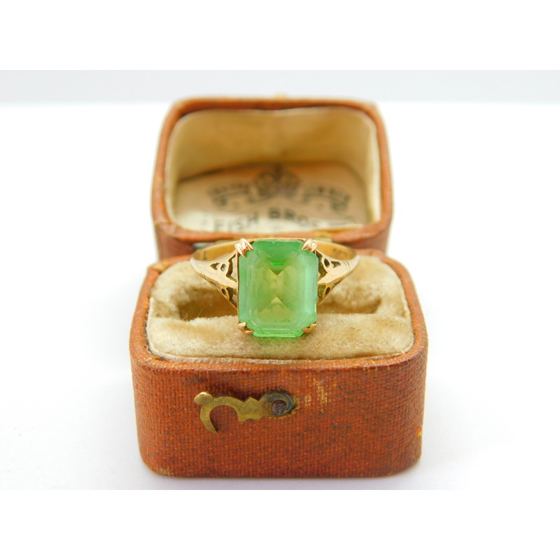 Edwardian 9ct Yellow Gold & Green Peridot Paste Set Dress Ring c1910 Antique